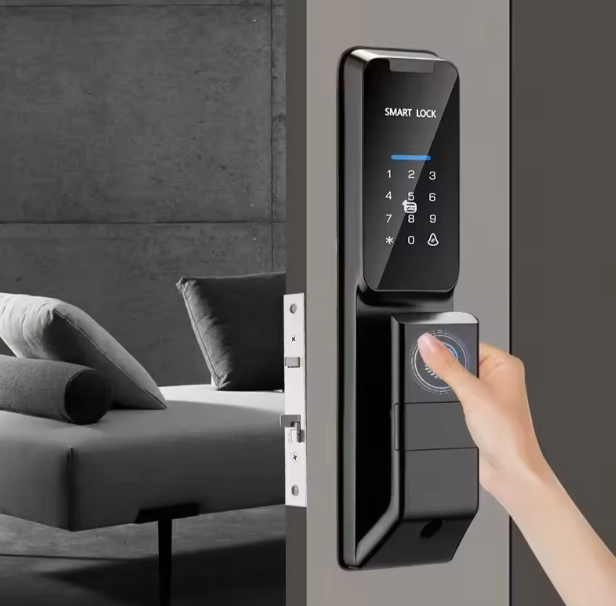 Serrure Connectée Automatique – Ouverture Digitale & Biométrique